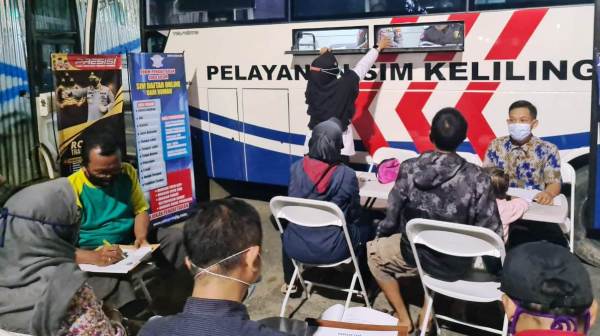 Pelayanan SIM Keliling Polres Blora