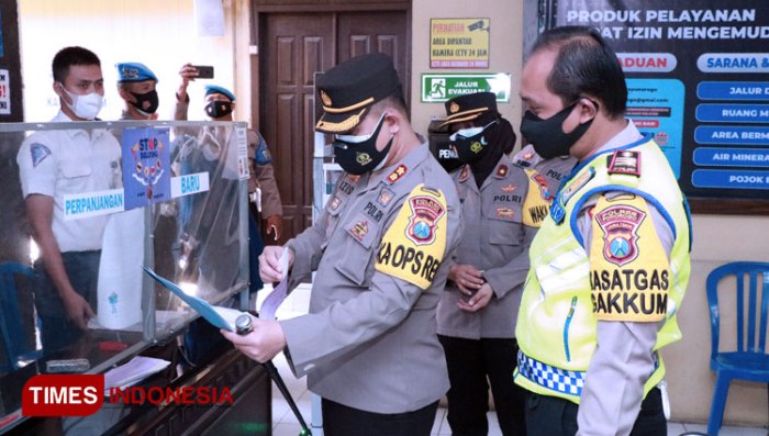 kendaraan usia pembatasan melintas roda sudirman jenderal empat kawasan