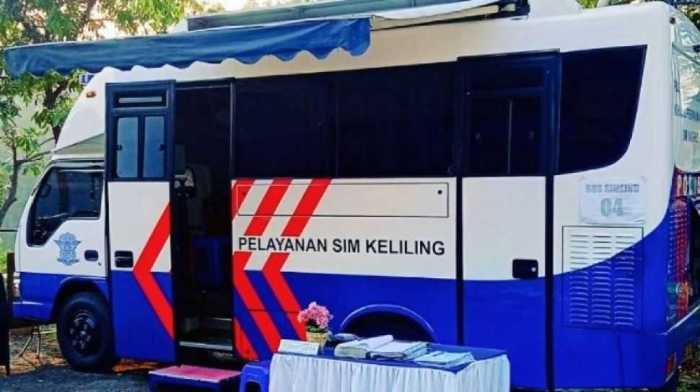 SIM Keliling Area Parkir Transmart Gorontalo