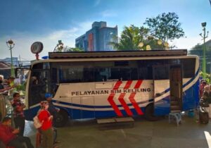 SIM Keliling Area Parkir Lotte Mart Bandung