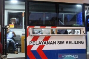 SIM Keliling Area Parkir Yogya Dept Store Balikpapan