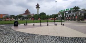 SIM Keliling Alun-Alun Kabupaten Bojonegoro