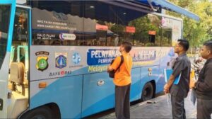 SIM Keliling Terminal Bus Tapaktuan