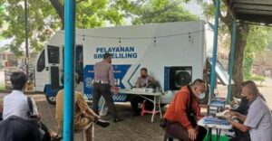 SIM Keliling Area Parkir Lotte Mart Gunungsitoli